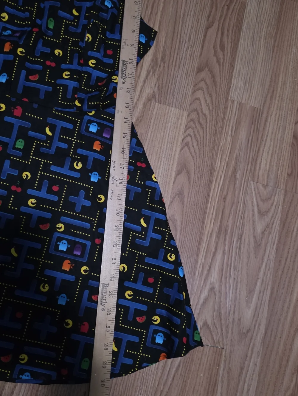 Retrolicious Sleeveless Pac Man Gamer Girl Dress - Picture 3 of 7